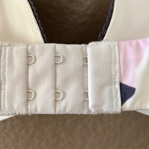 Calvin Klein purple w/ floral pattern - Picture 6 of 8